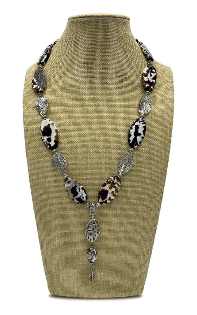 Drover' Long Black and White Agate Necklace 1 Drover' Long Black and White Agate Necklace