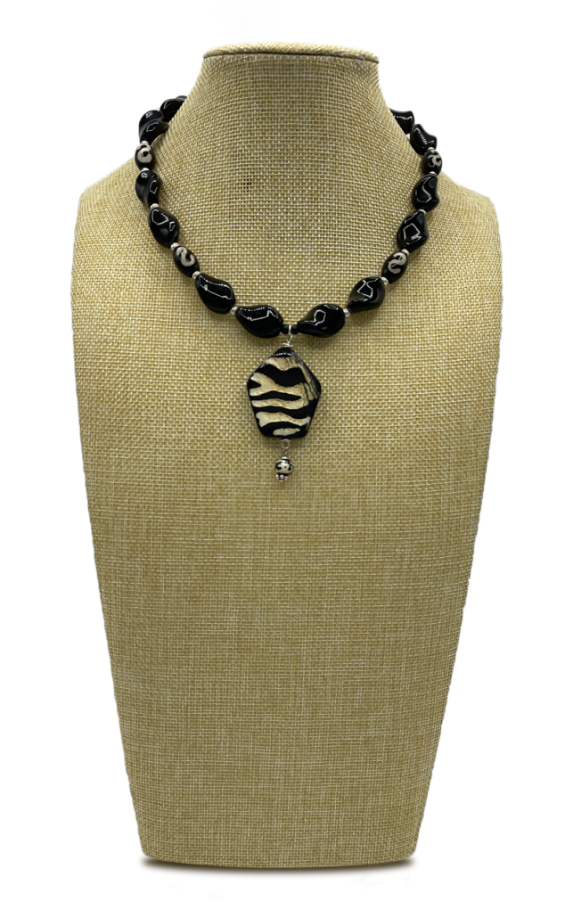 Tribal Vacay Black Onyx & Wood Pendant Necklace 1 Tribal Vacay Black Onyx & Wood Pendant Necklace